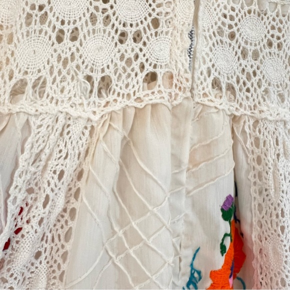 70s Mexican Wedding Floral Crochet Size 4 Prairie Bell Sleeve Maxi Dress - Picture 7 of 8